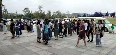 襄阳网红吴忠山简介,行走江湖的美食探索者